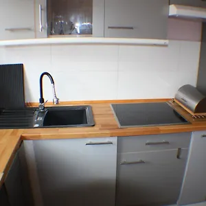 Zentral Gelegene Ferienwohnung Apartment
